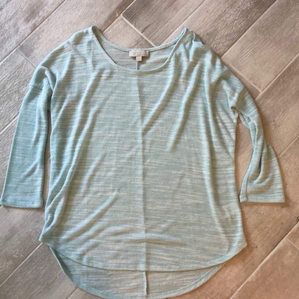 Olive & Oak lightweight sweater top